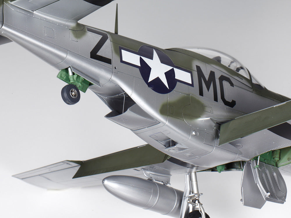 60322-Aircrafts-1/32 North American P-51D Mustang